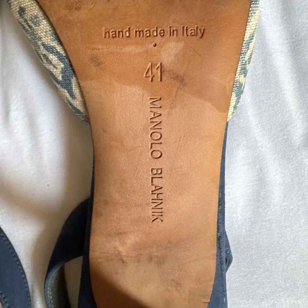 Manolo Blahnik Woven Canvas/ Suede Pointed Toe Slingback Pumps Kitten Heels Flaw